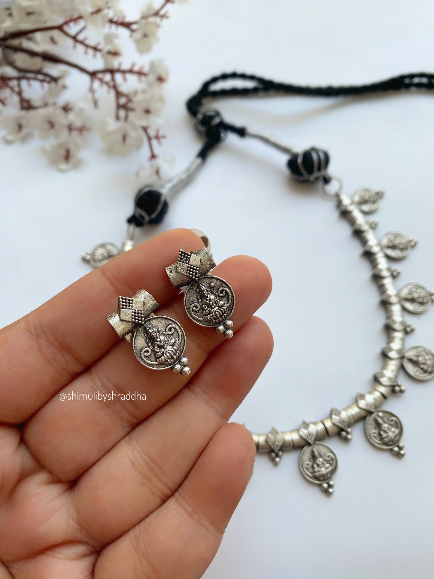 LAKSHMI CHOKER NECKLACE SET