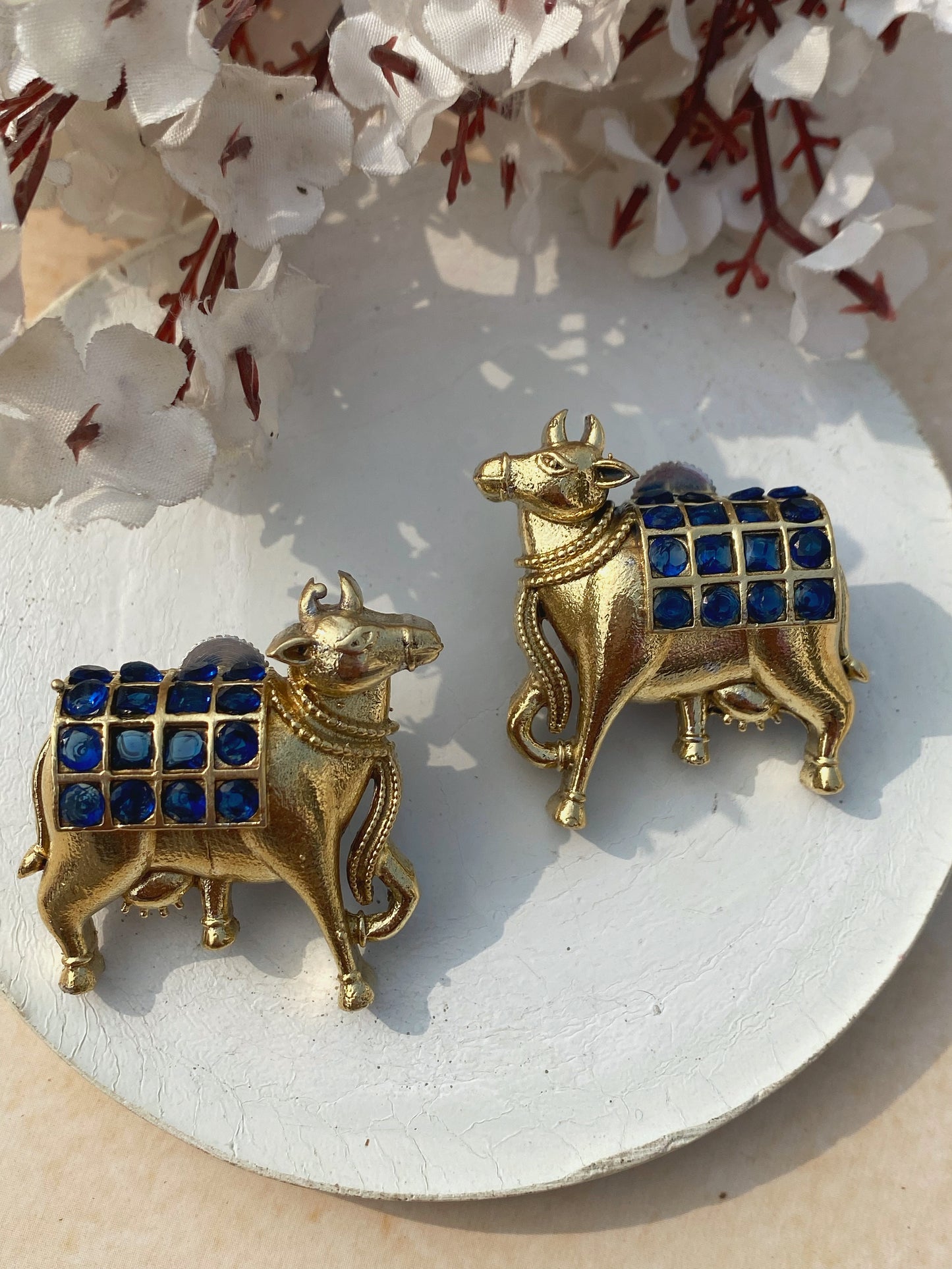 DHANUSHREE STUD EARRINGS