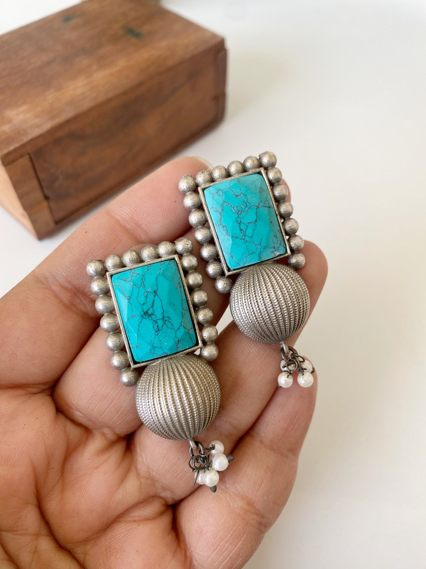SILVERLOOKALIKE STONE EARRINGS