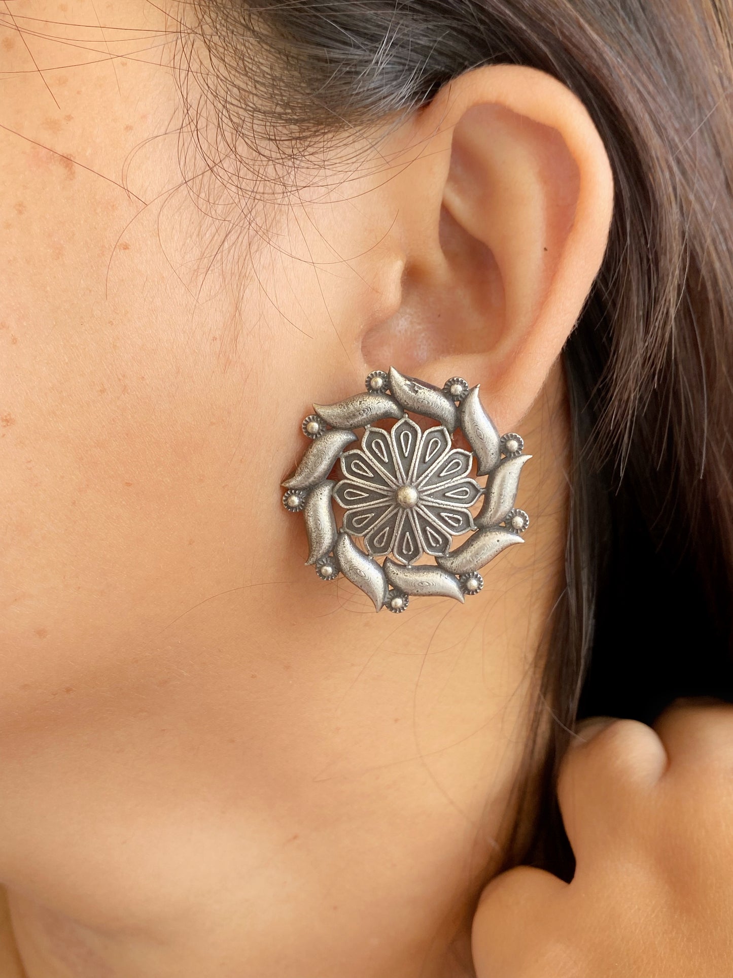 SURYA STUDS