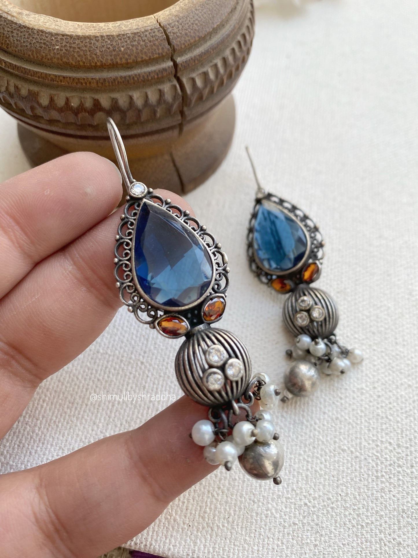 UJHALA STONE HOOK EARRINGS