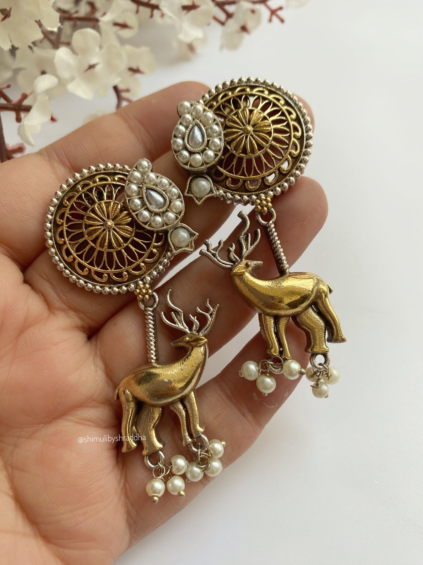 SAMIRA DUAL TONE EARRINGS