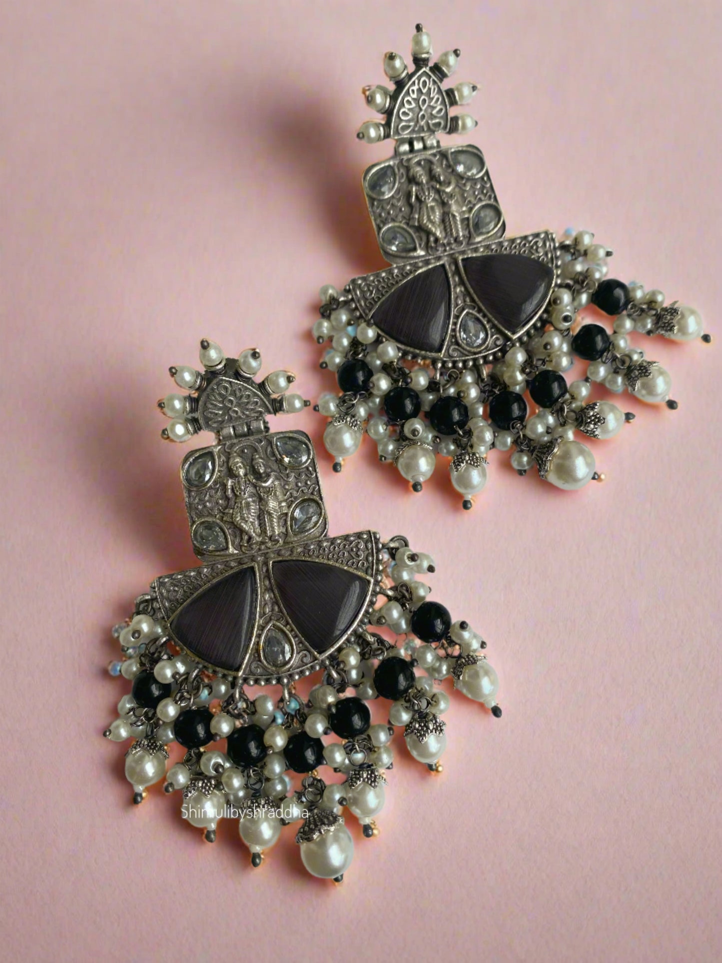 CHITRA PEARL EARRINGS
