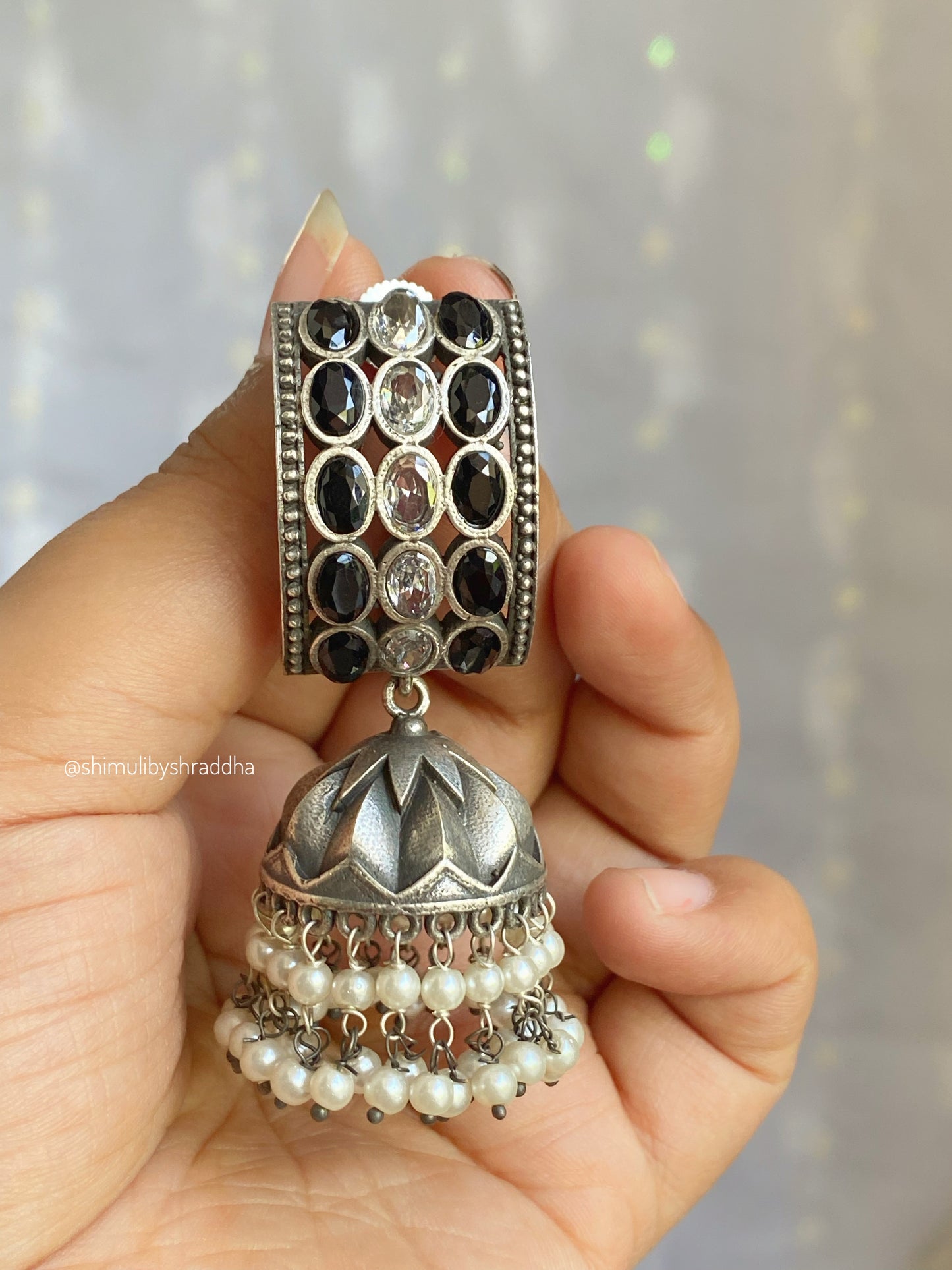 NAGMA JHUMKA