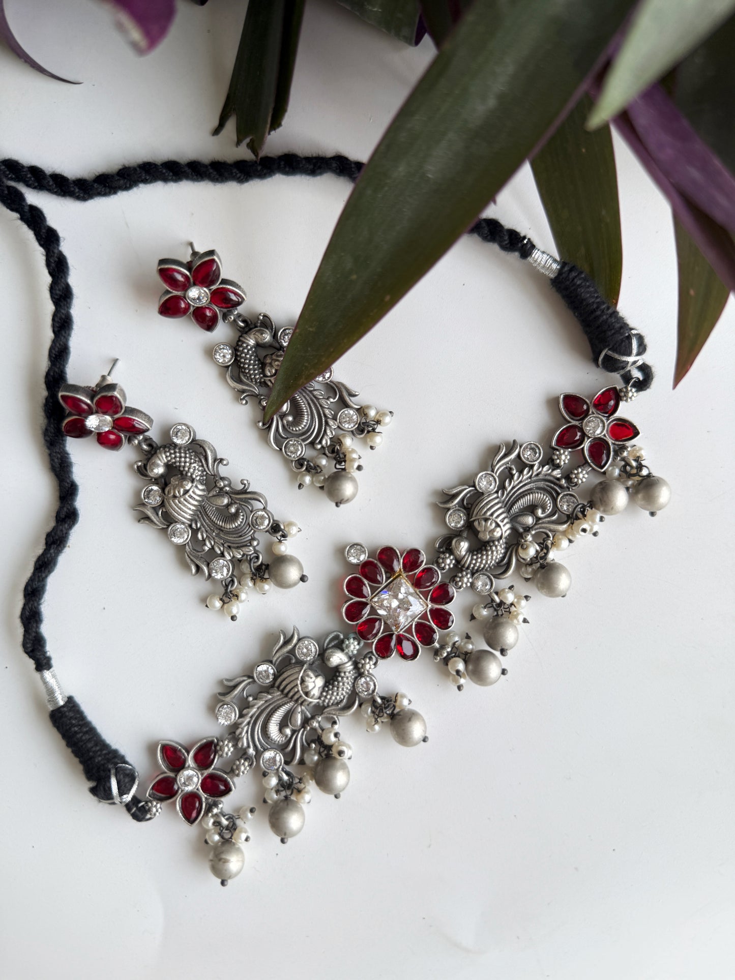 BHAVINA NECKLACE SET