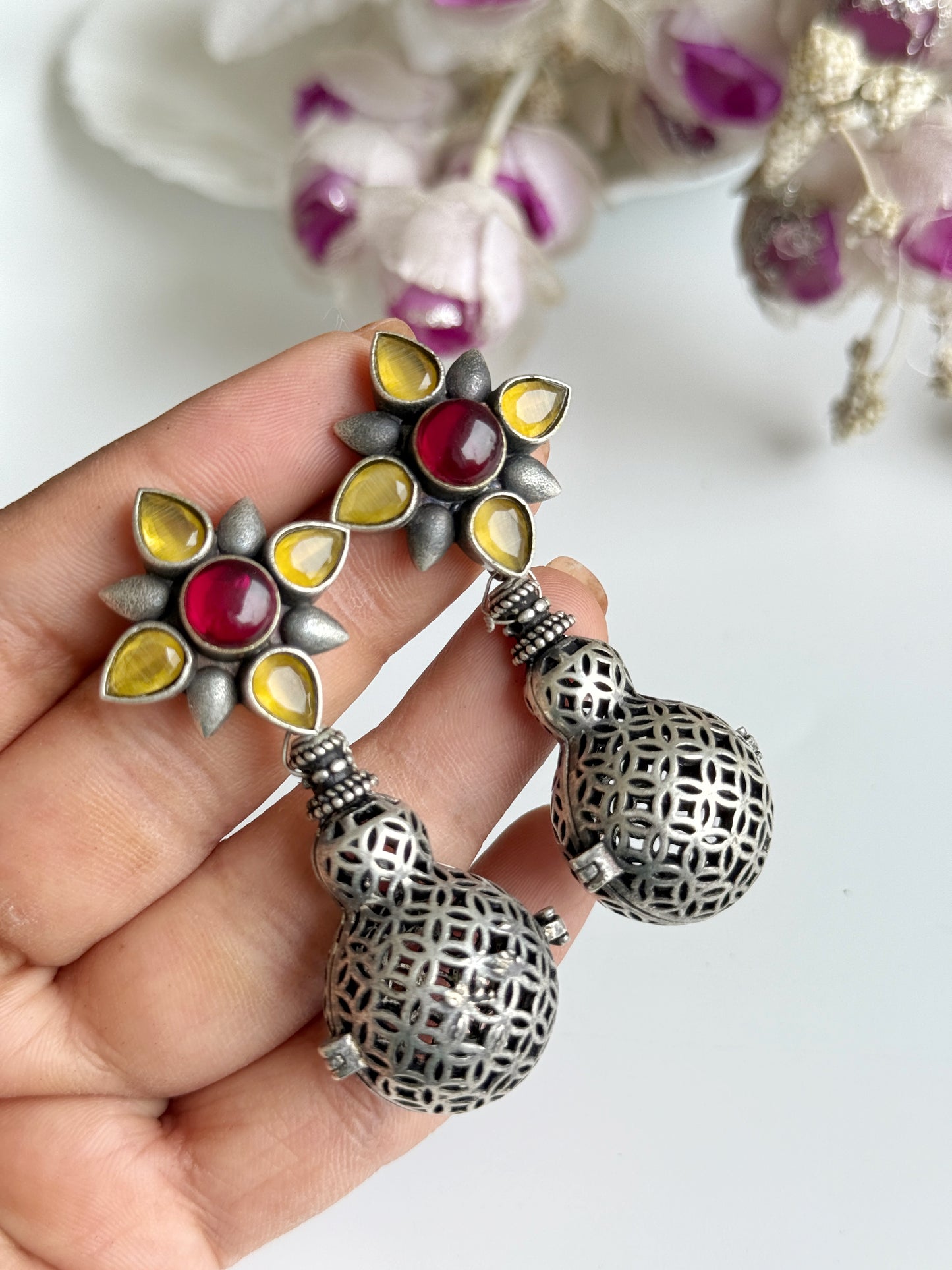 MAHITA EARRINGS
