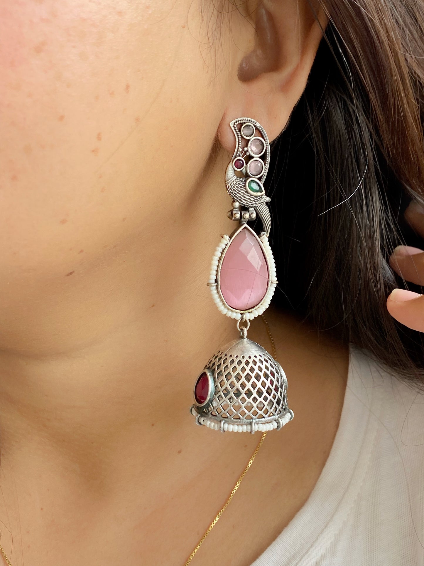 AKSHITA STONE JHUMKA