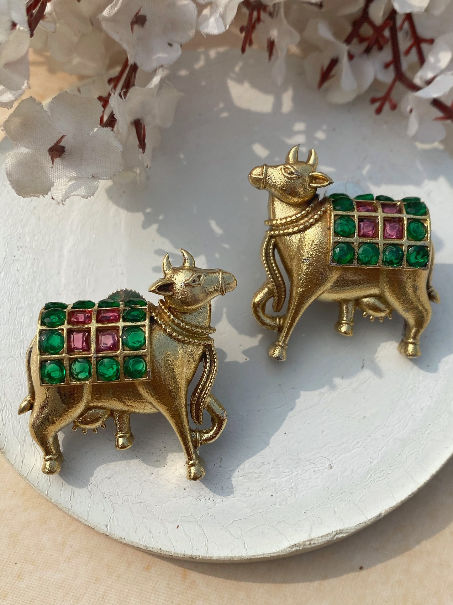 DHANUSHREE STUD EARRINGS