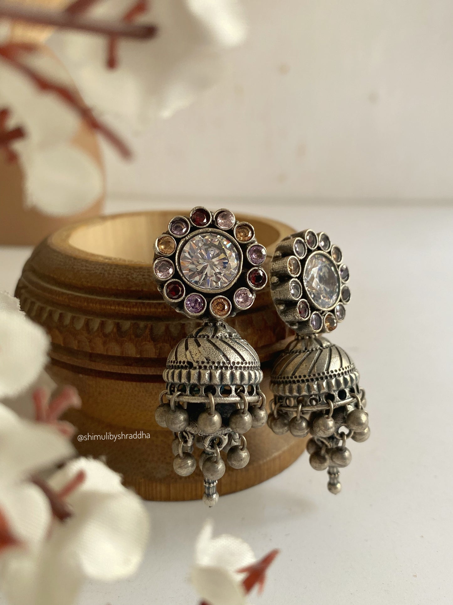 SHRIYA JHUMKA