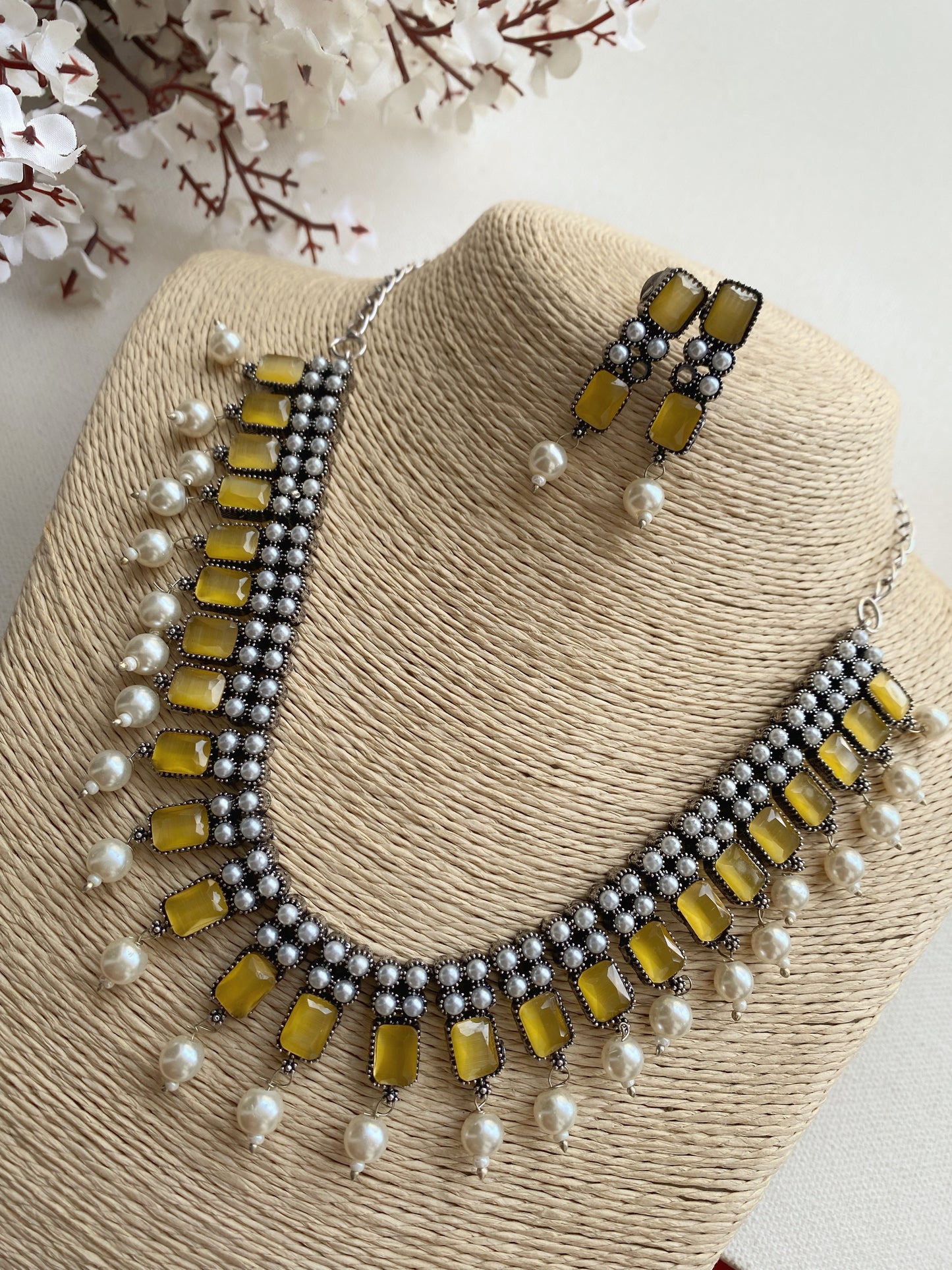 YAVNI NECKLACE SET