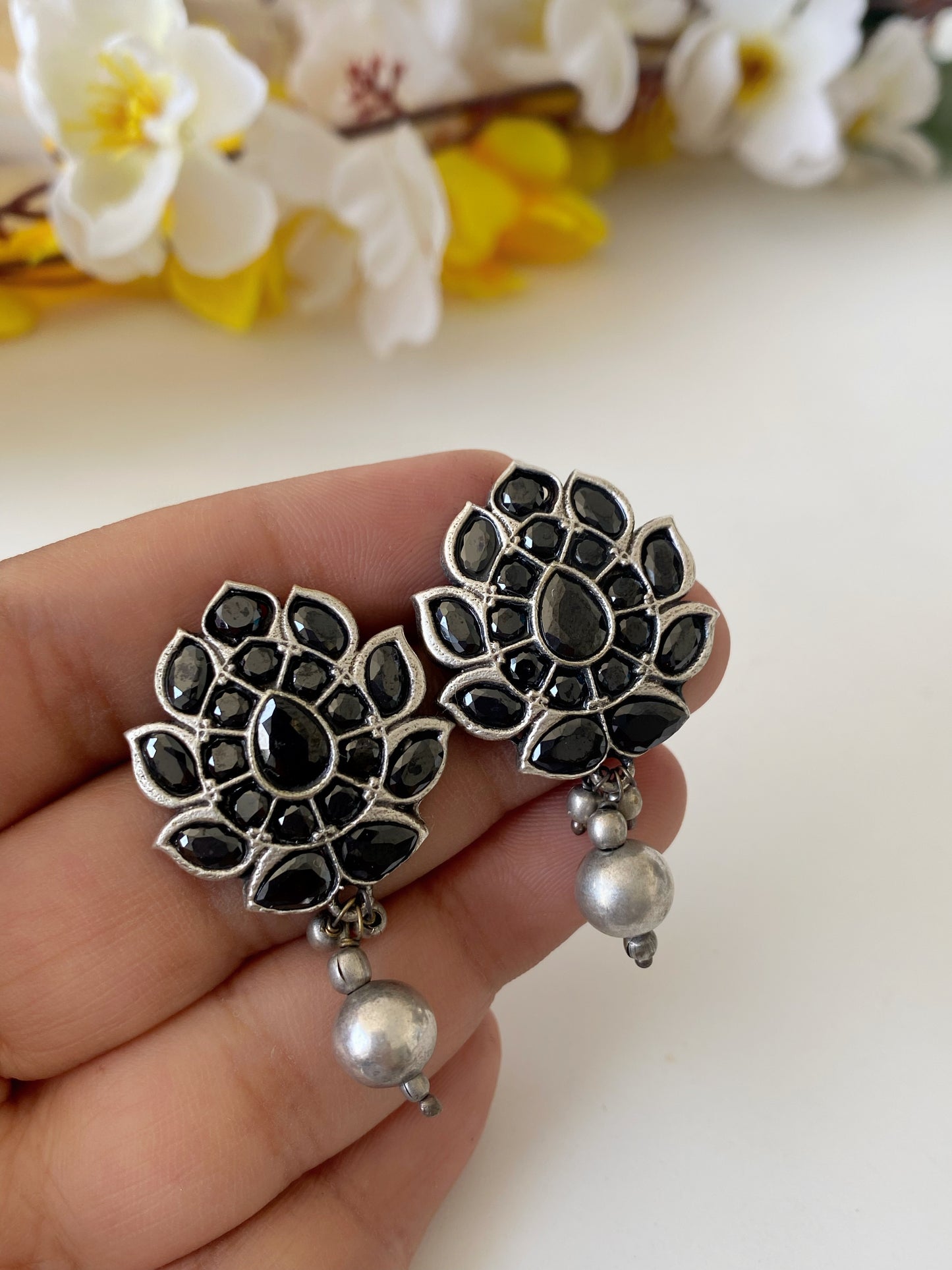 LOTUS STUDS