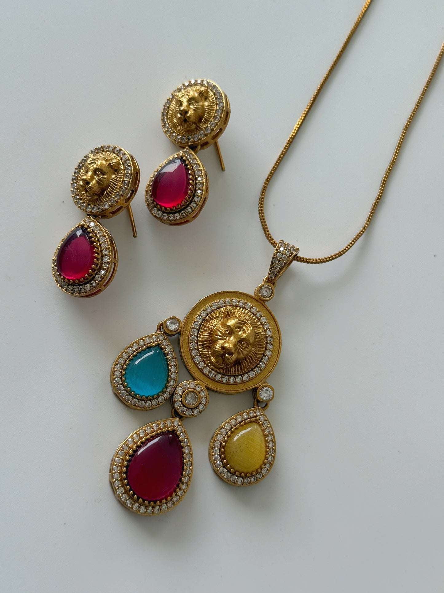 ROOHANI NECKLACE SET