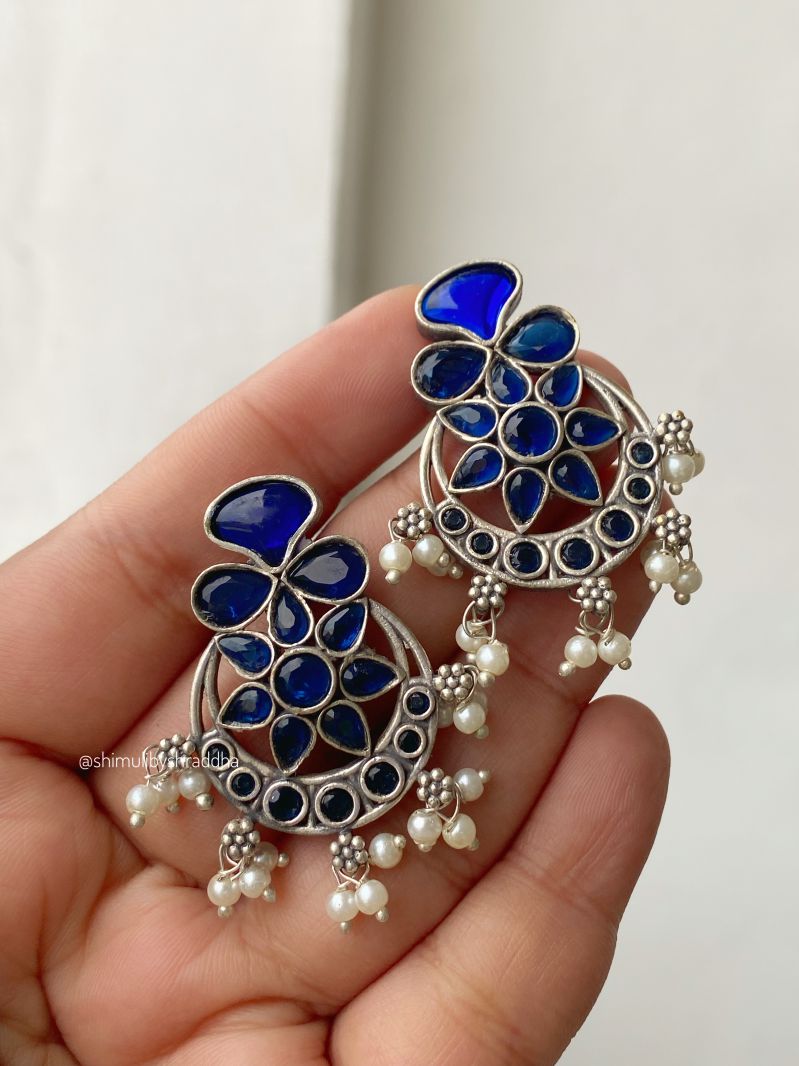 VARSHIKA EARRINGS