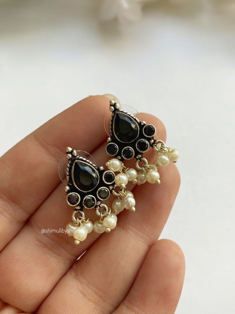 GERMAN SILVER STUD EARRINGS