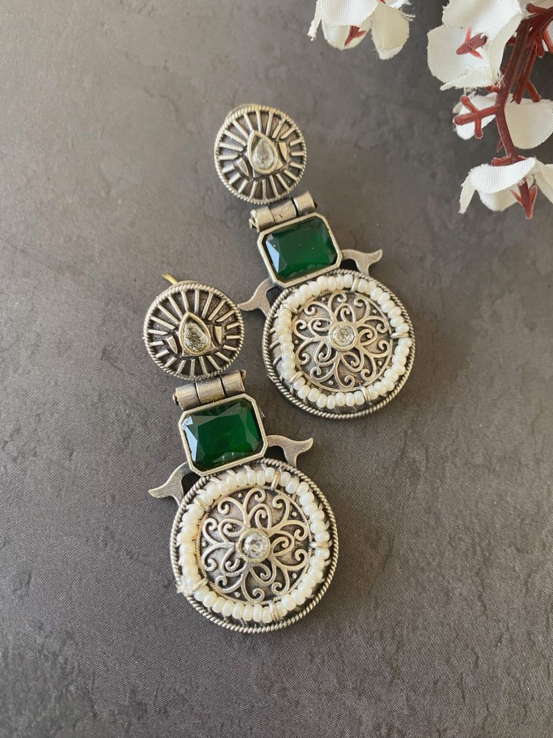 GATHIKA EARRINGS