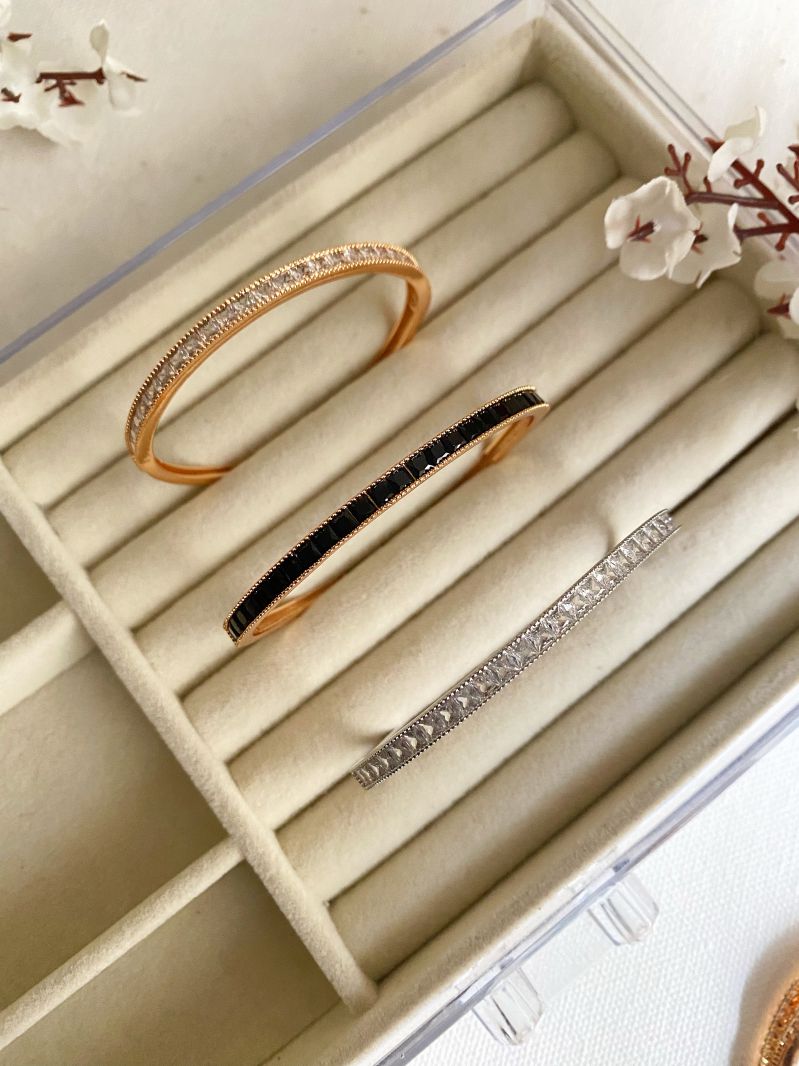 LUNA BRACELETS
