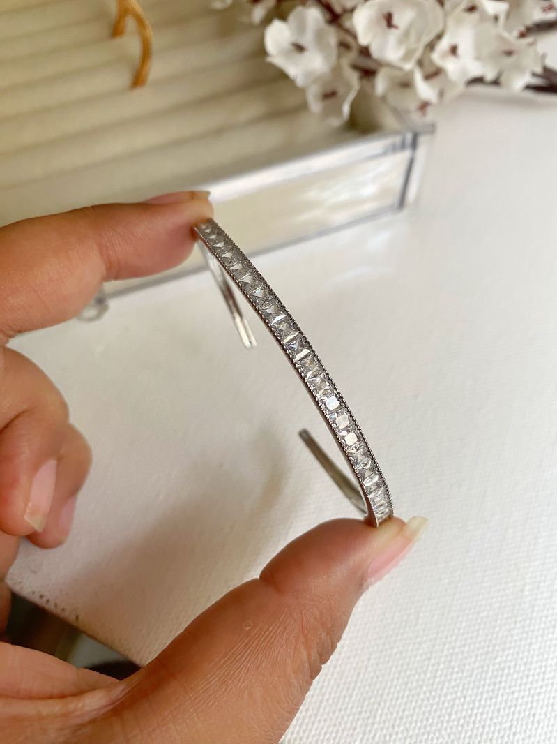 LUNA BRACELETS