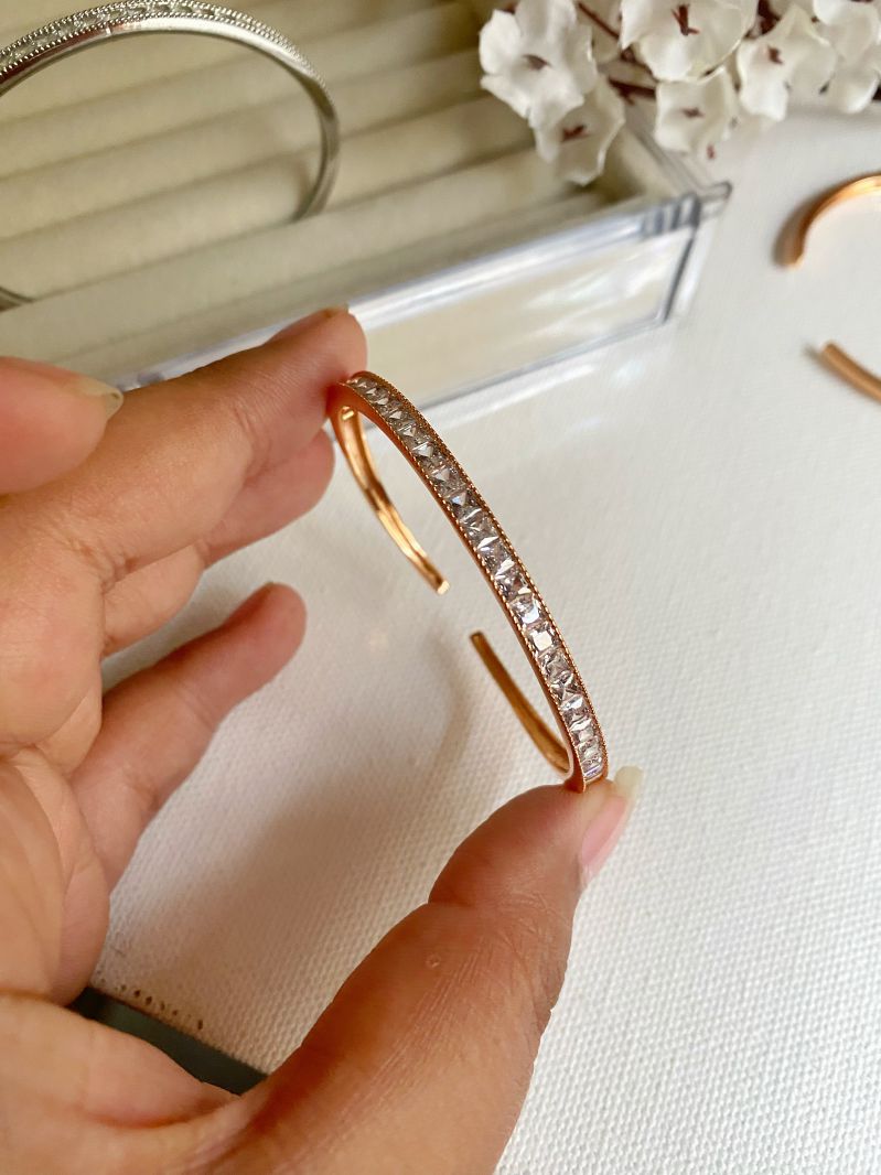 LUNA BRACELETS