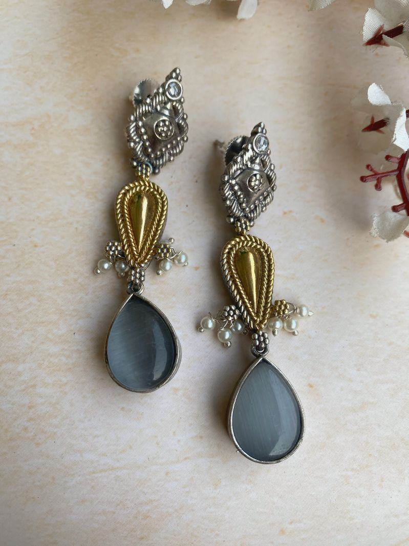 AYERA DUAL TONE EARRINGS