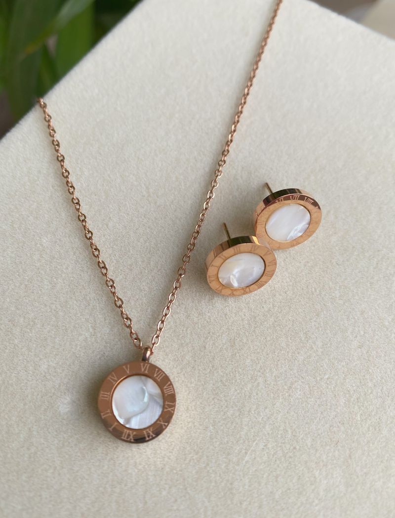 ROMAN NECKLACE SET