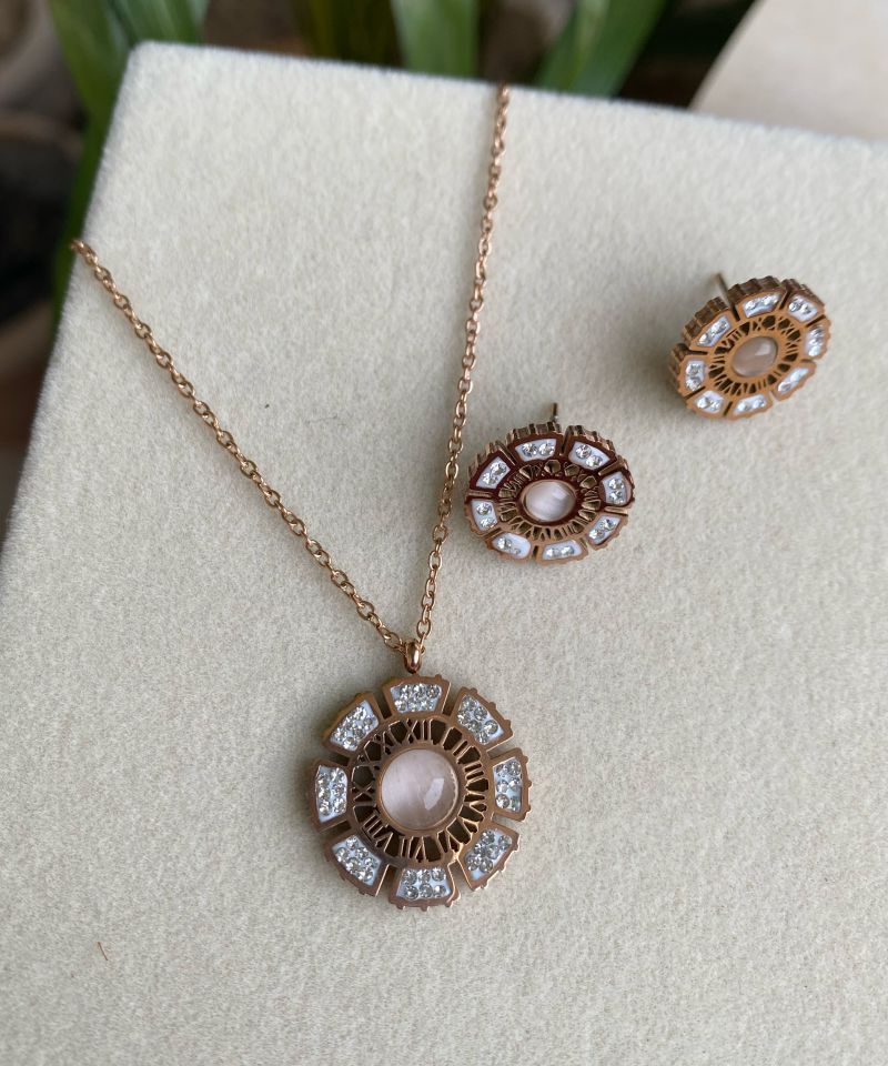 FLOWER NECKLACE SET