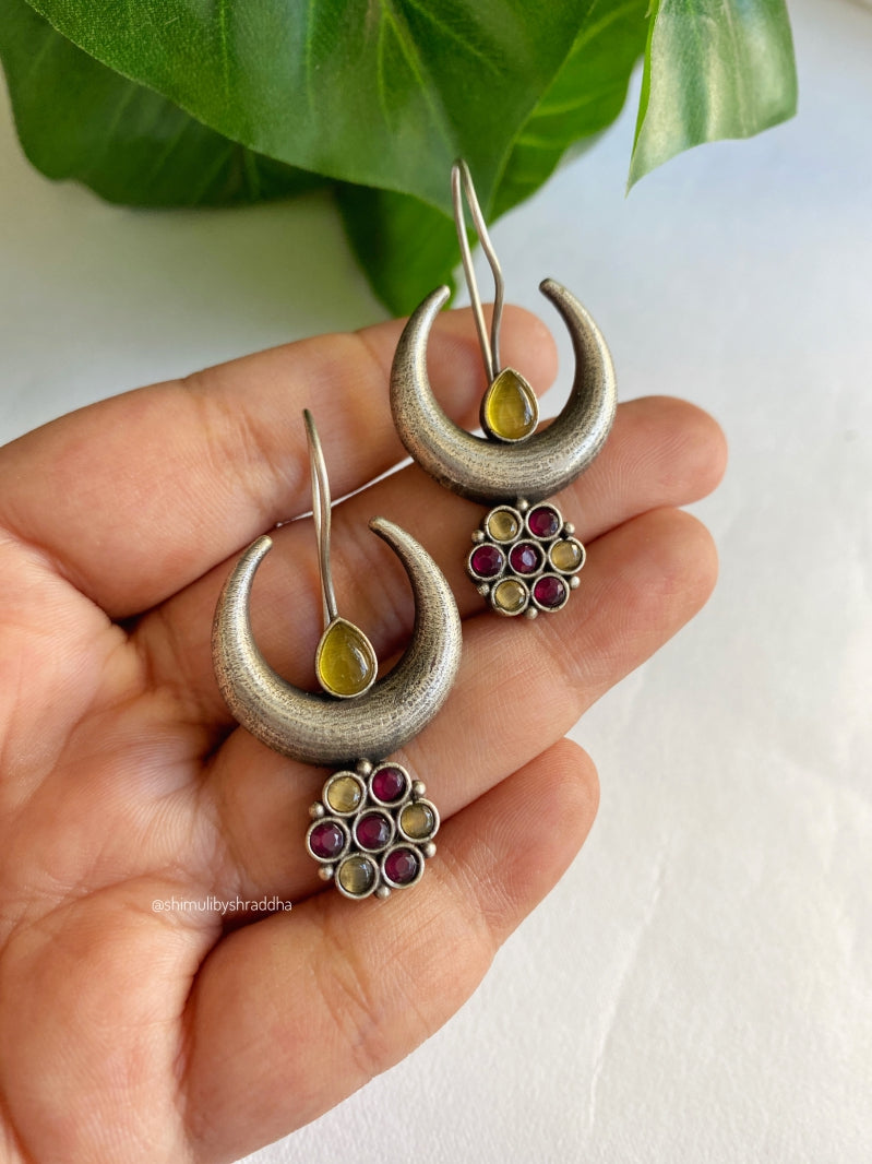 CHAND HOOK EARRINGS