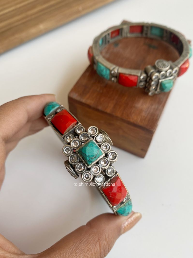 MEDHA STONE BANGLES