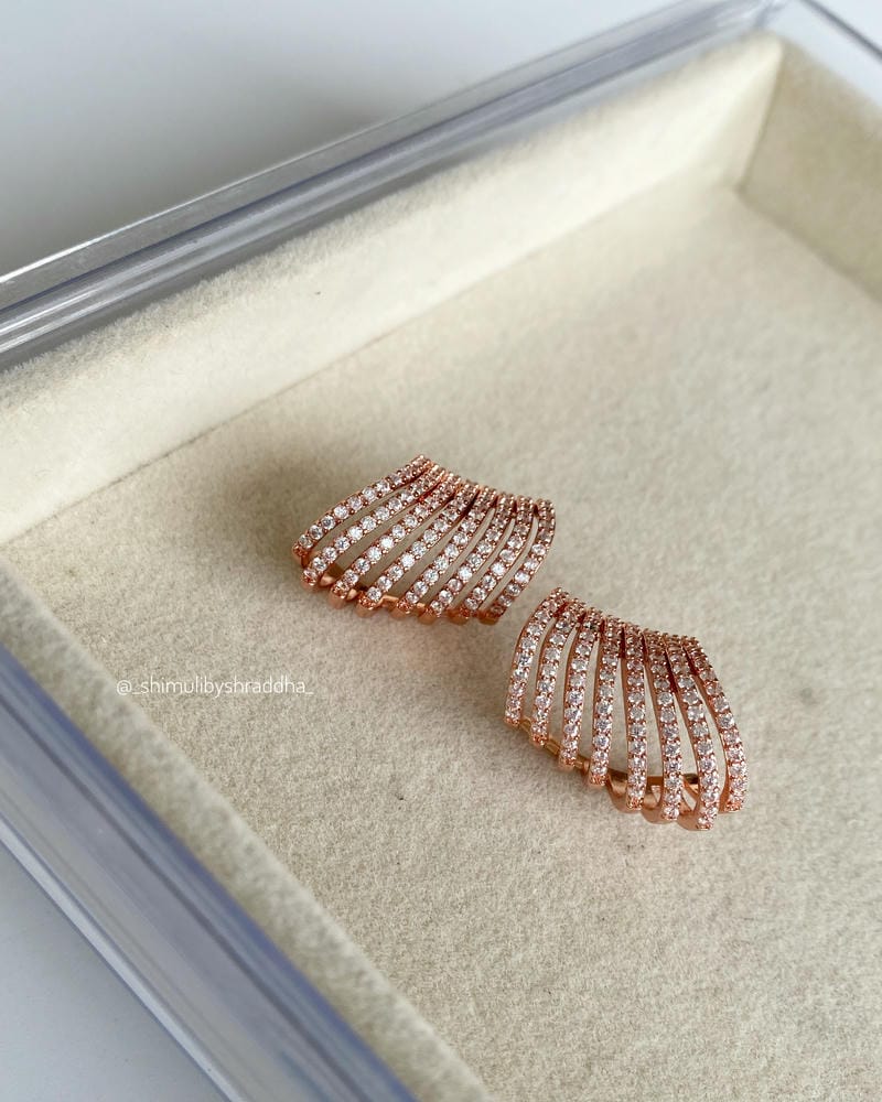 INAYA EARRINGS