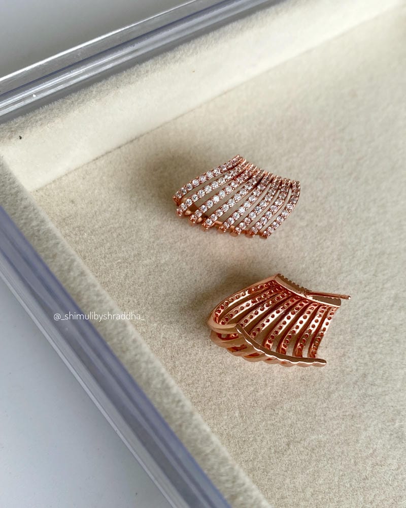 INAYA EARRINGS