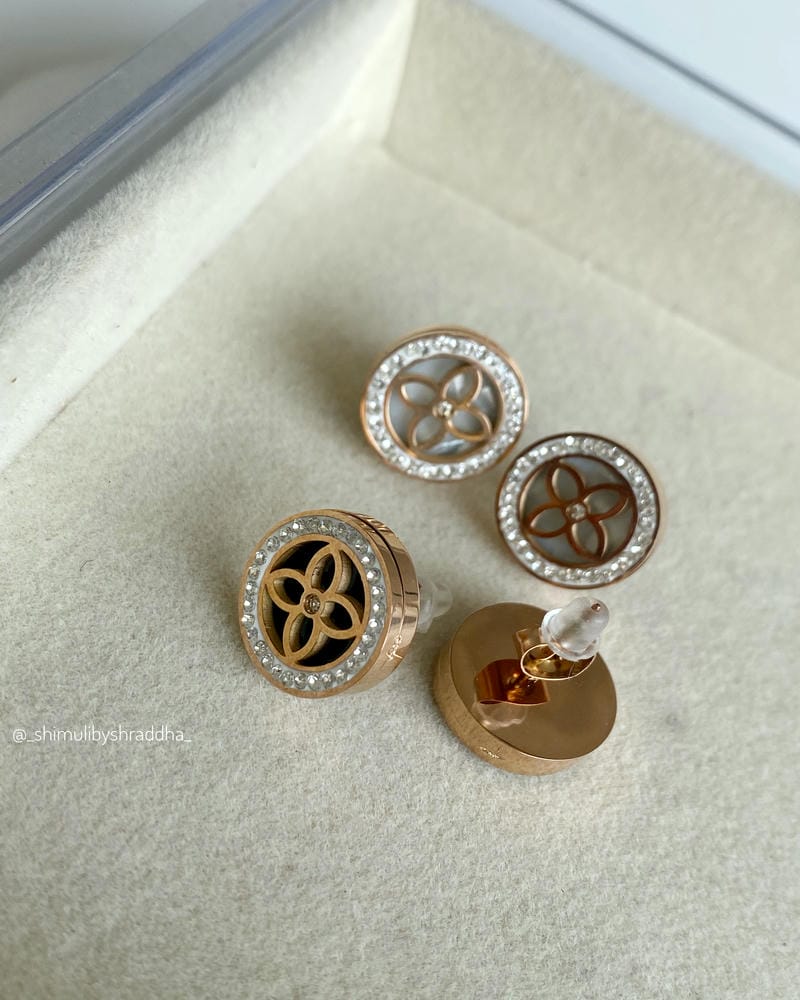 EMMA STUD EARRINGS