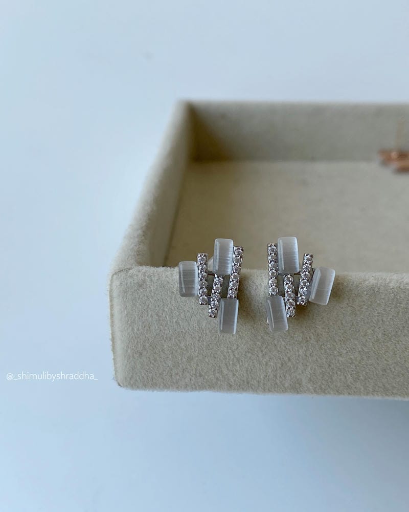 SHARON STUD EARRINGS
