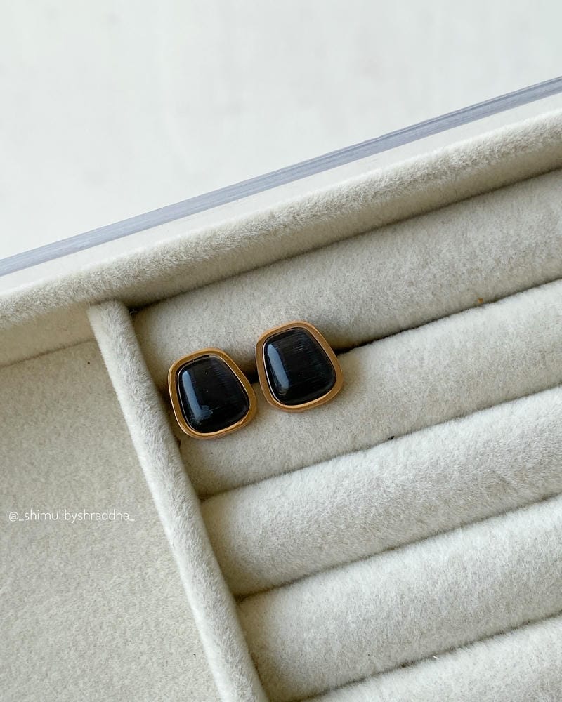 BETH STUD EARRINGS
