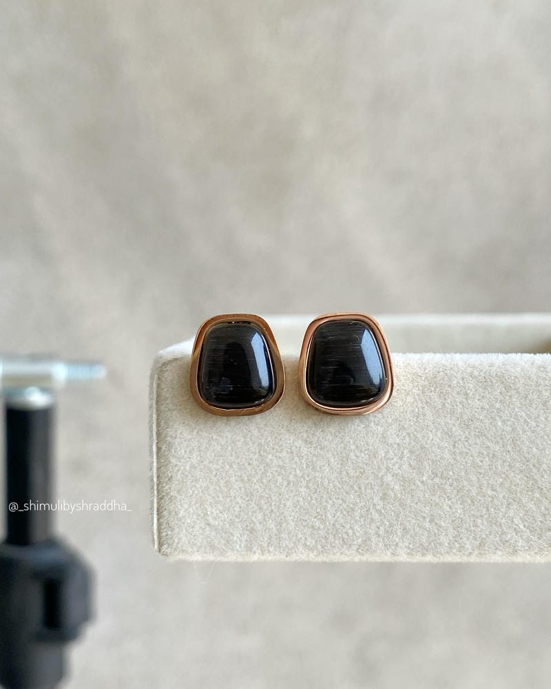 BETH STUD EARRINGS