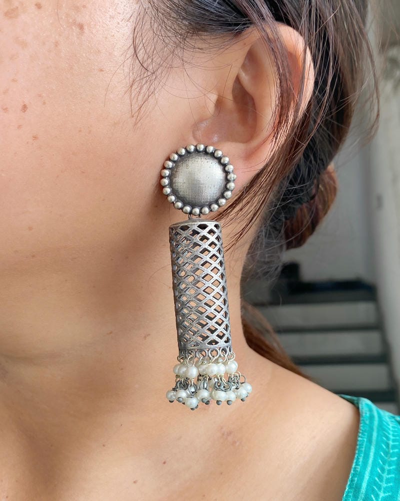 AMAYA PEARL JHUMKA