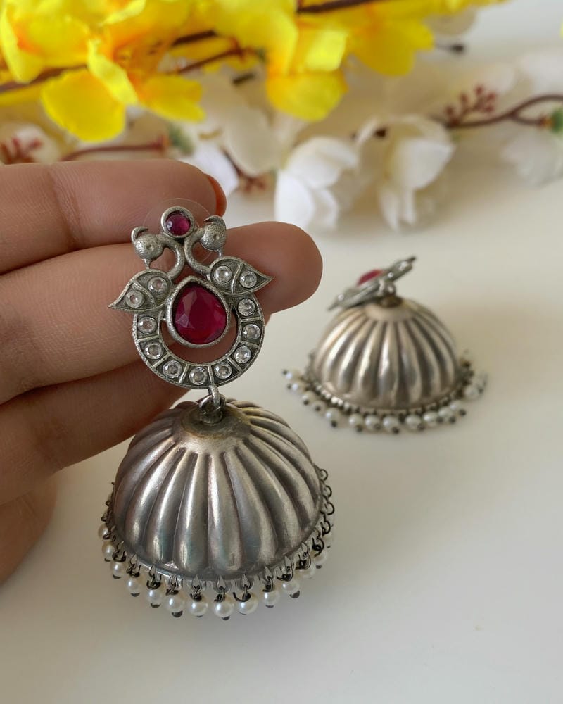 LATA JHUMKA
