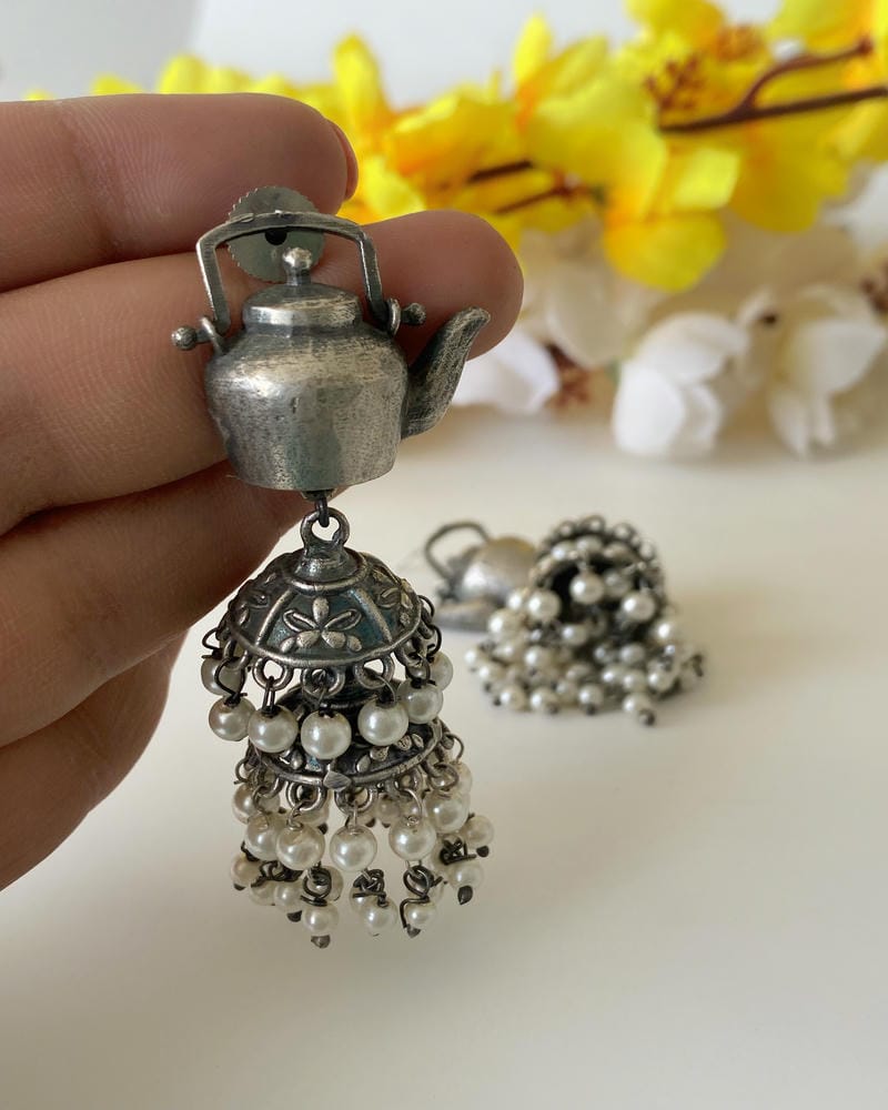 ANVIKA PEARL JHUMKA
