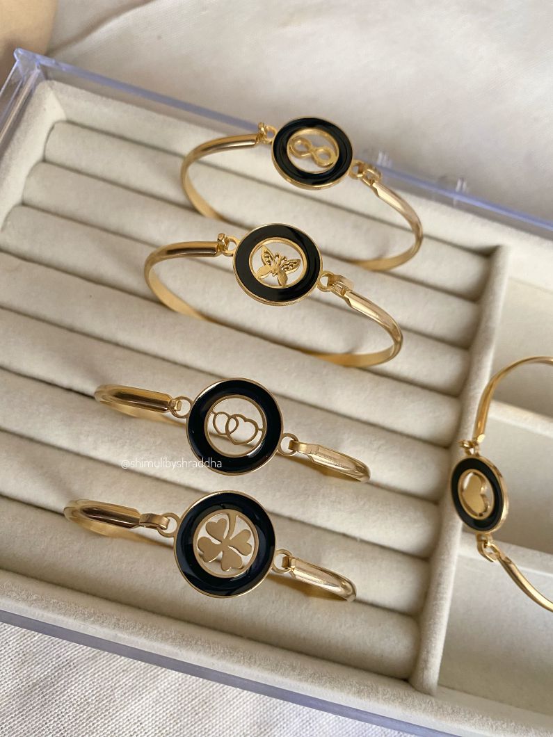 WADE BRACELETS