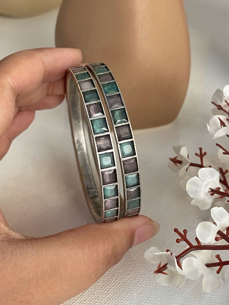FARIDA STONE BANGLE