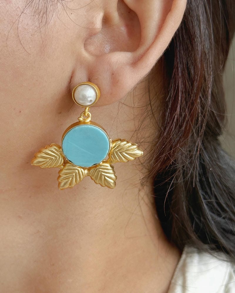 BRASS FLOWER DANGLERS