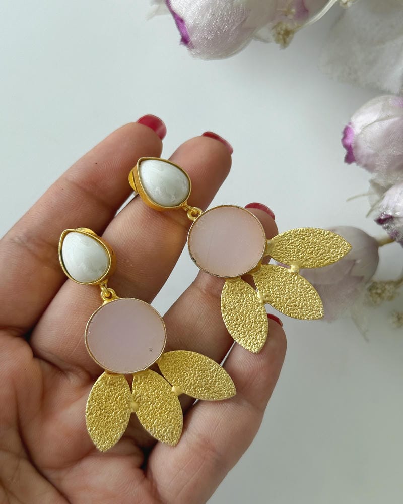 BRASS FLOWER DANGLERS