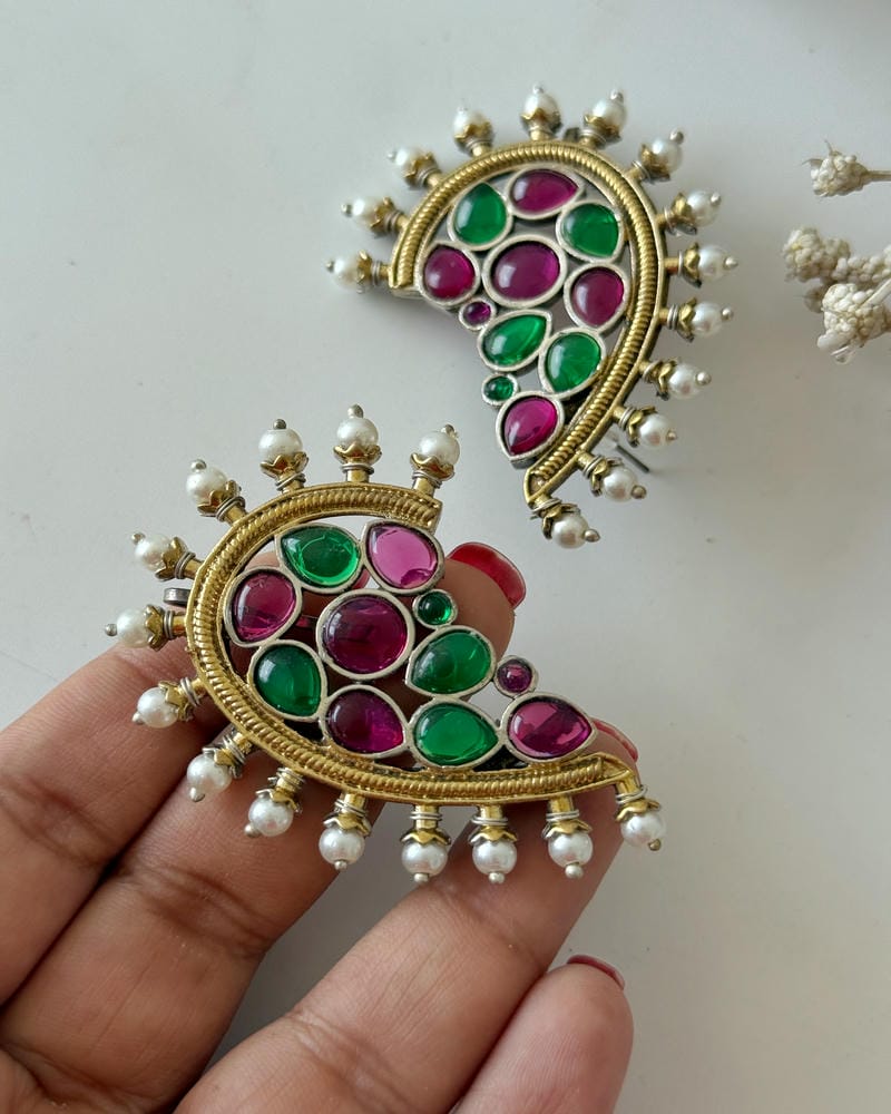 VAMIKA DUAL TONE CUFF EARRINGS