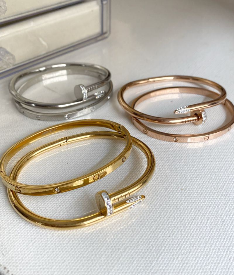 NAIL AND BASIC SET OF TWO PCS BRACELETS