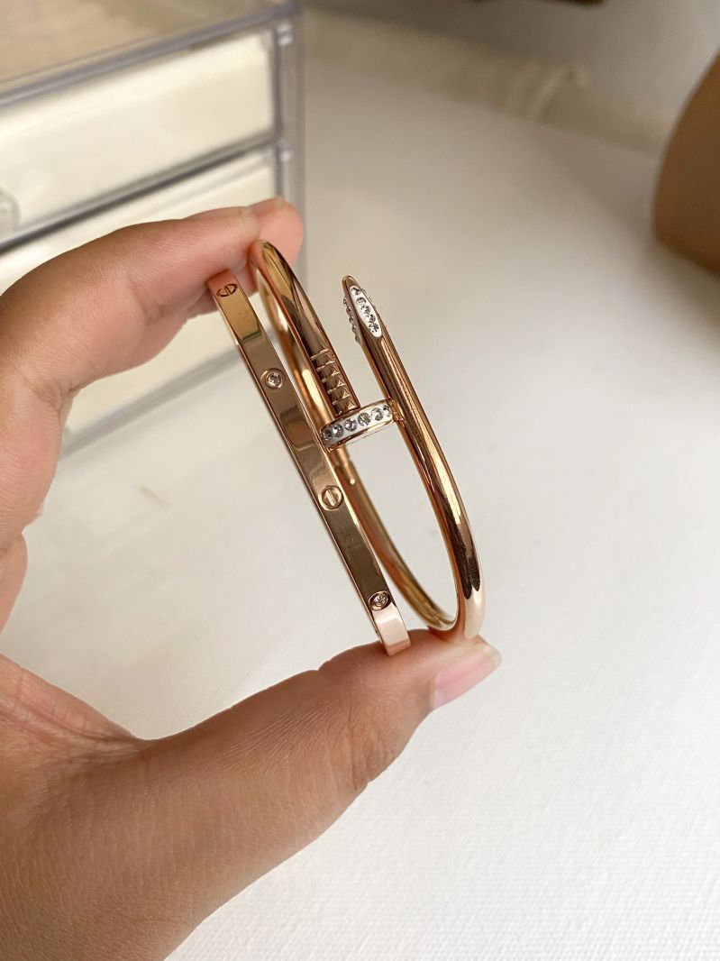 NAIL AND BASIC SET OF TWO PCS BRACELETS