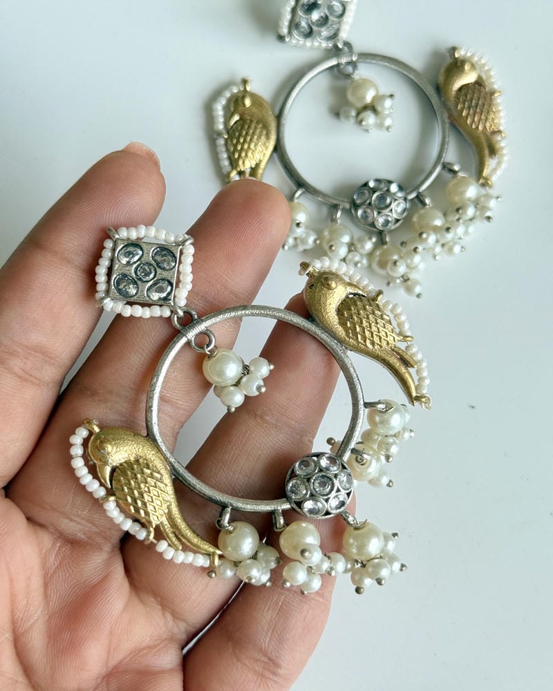 PANKHURI DUAL TONE CHANDBALI