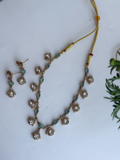 MADHURI NECKLACE SET