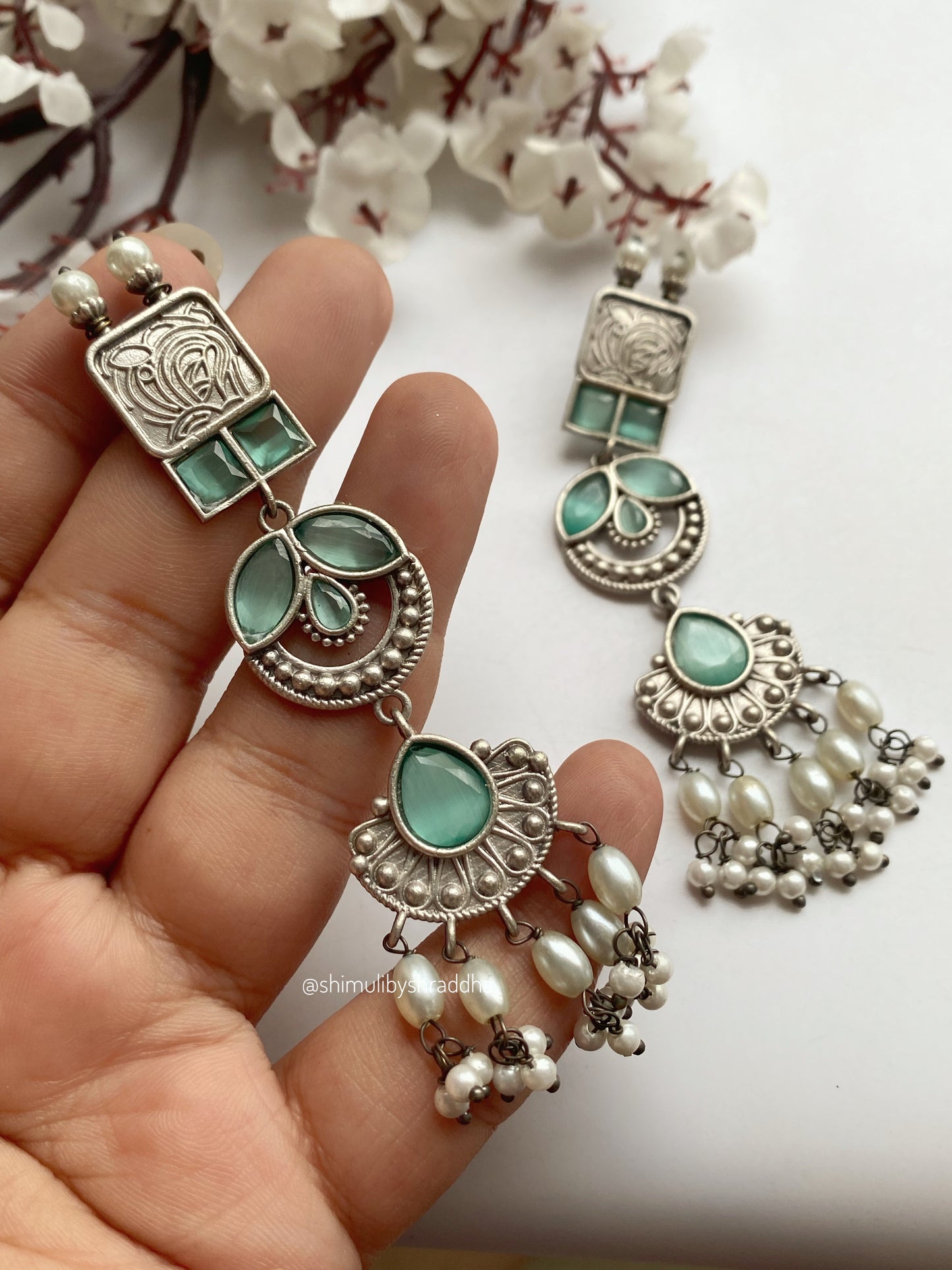 PRANAYI STONE EARRINGS