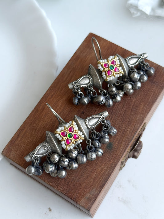 GUNJAN GHUNGHAROO FUSION EARRINGS