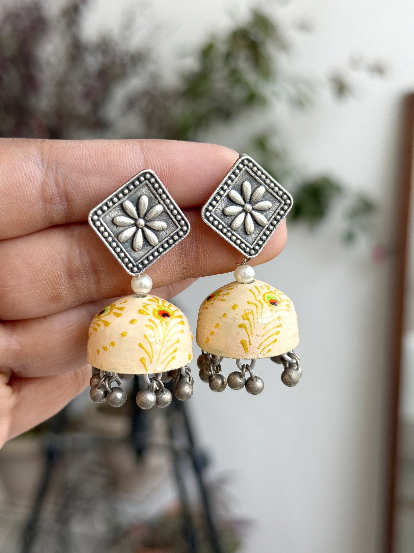 KANAK MEENAKARI JHUMKA