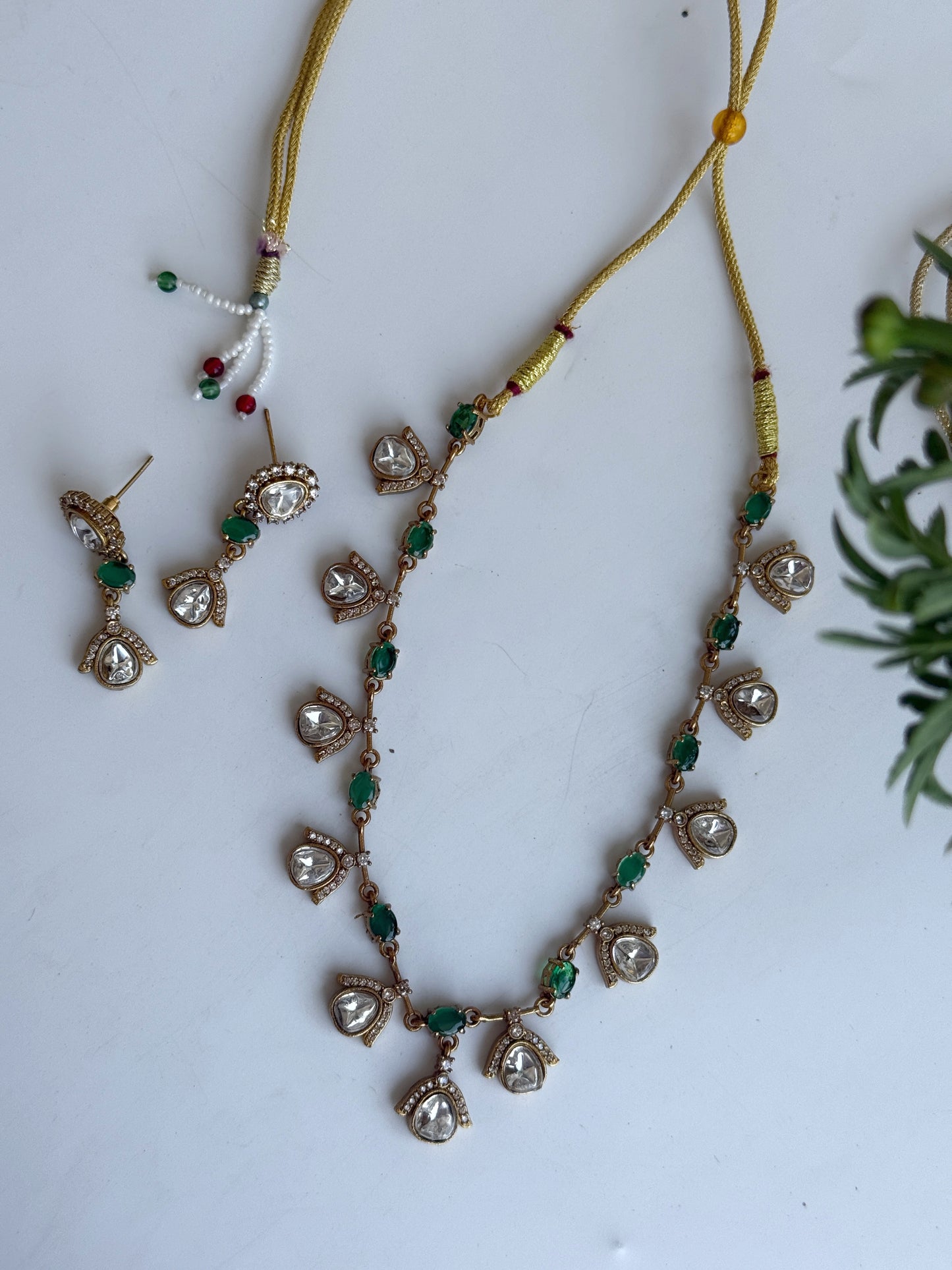 MADHURI NECKLACE SET