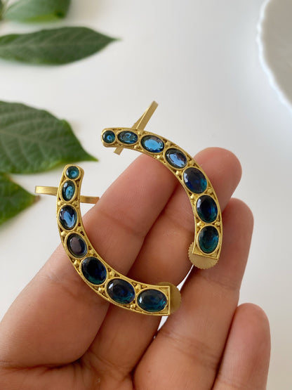 MEGHIKA CUFF EARRINGS